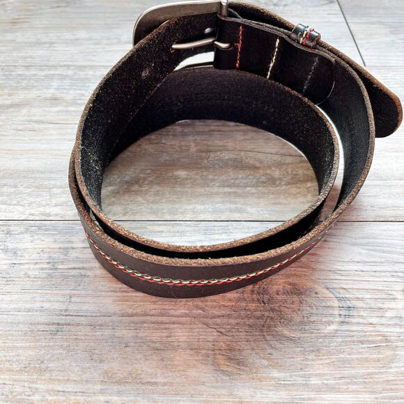 Levi’s Vintage Black Leather Belt Triple Stitch Red Yellow Teal Silver Size 34